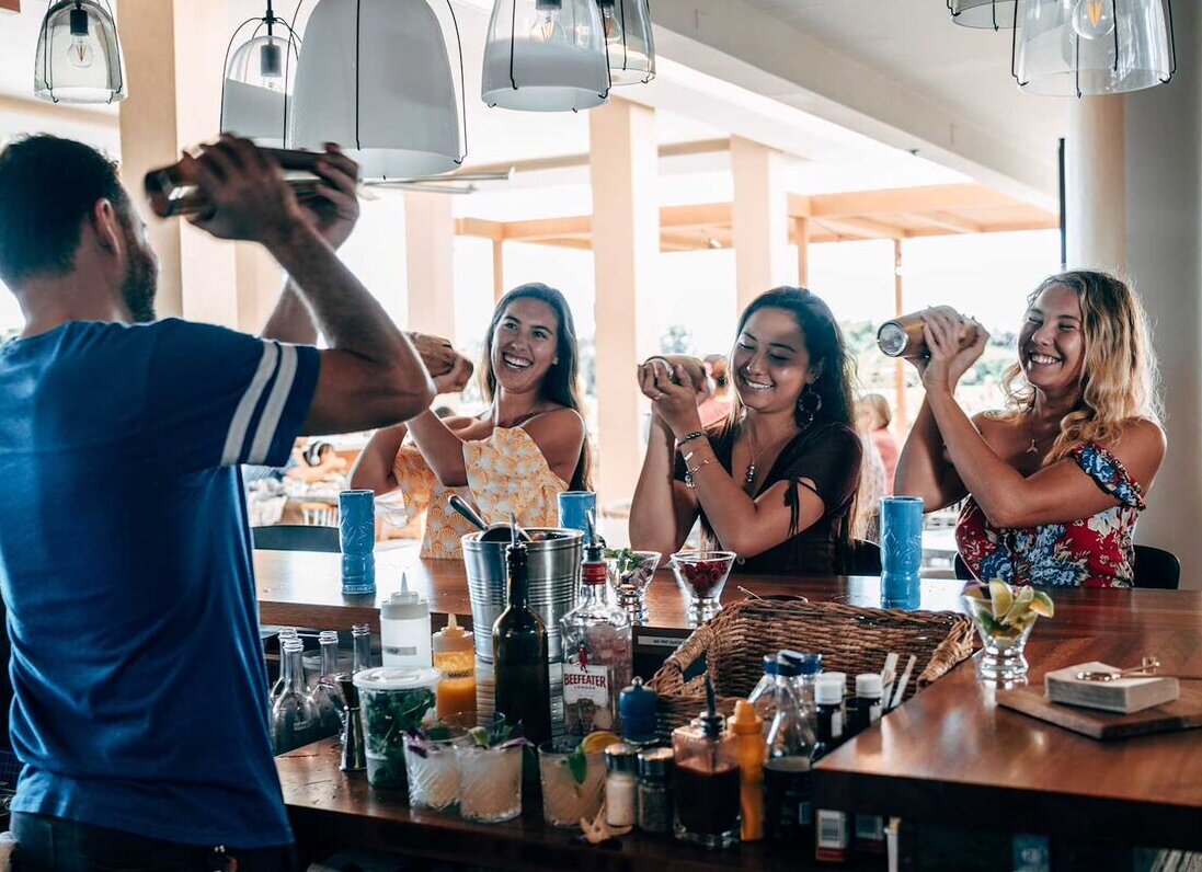 High Mark Mixology Cocktail Classes